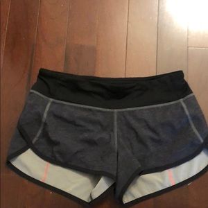Lululemon shorts size 4